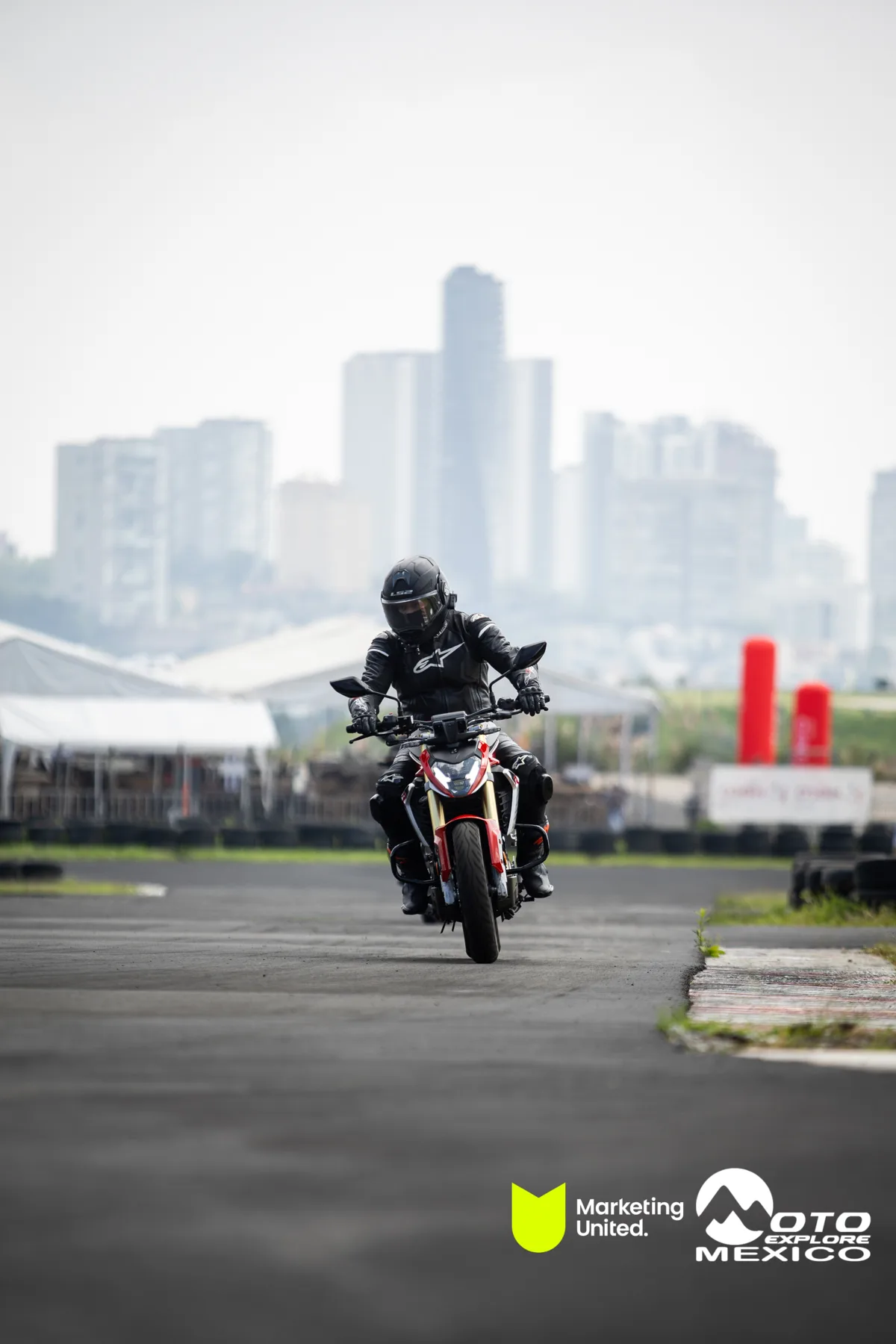 KBR PRUEBA DE MANEJO HUNK 112