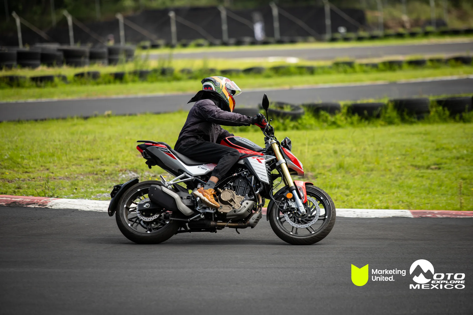 KBR PRUEBA DE MANEJO HUNK 136