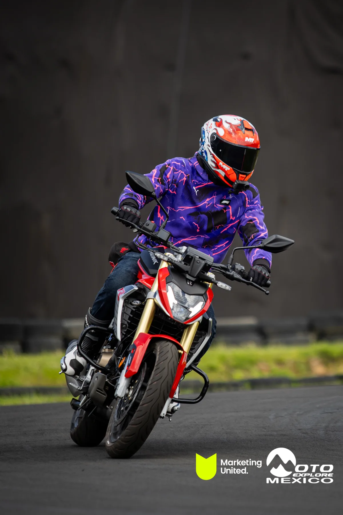 KBR PRUEBA DE MANEJO HUNK 170