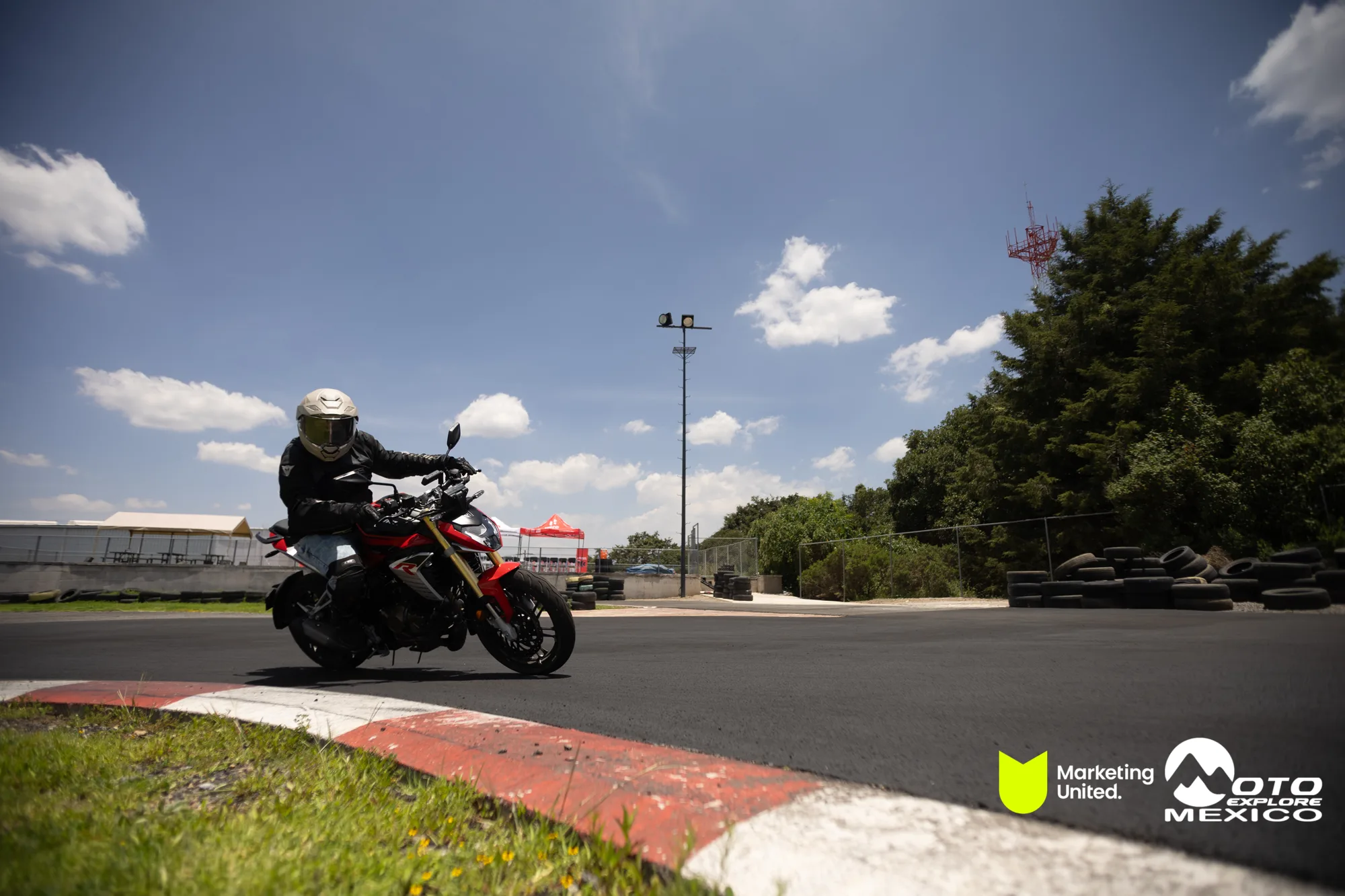 KBR PRUEBA DE MANEJO HUNK 317